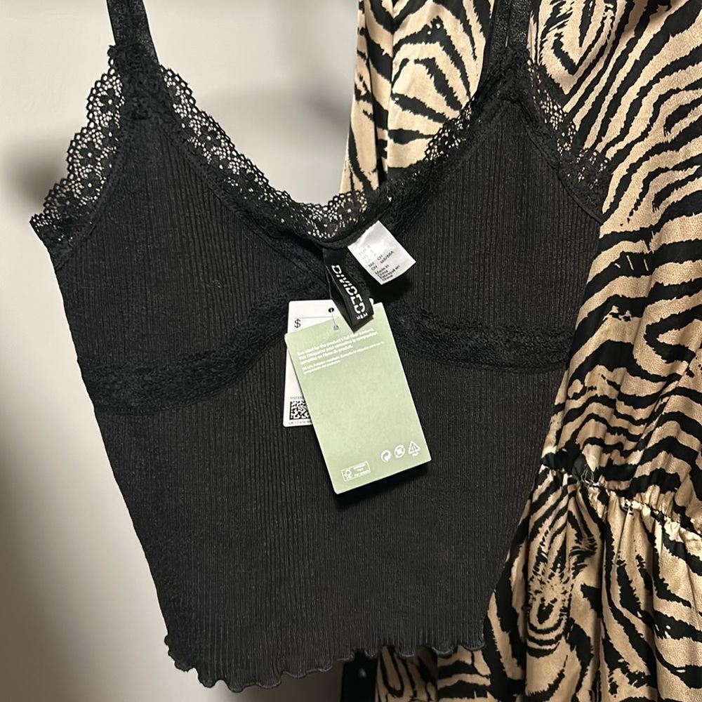 NWT H&M black tank top, size S.